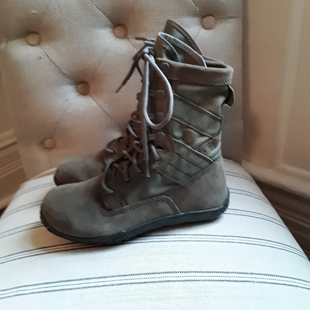Authentic Combat Boots, NWOB